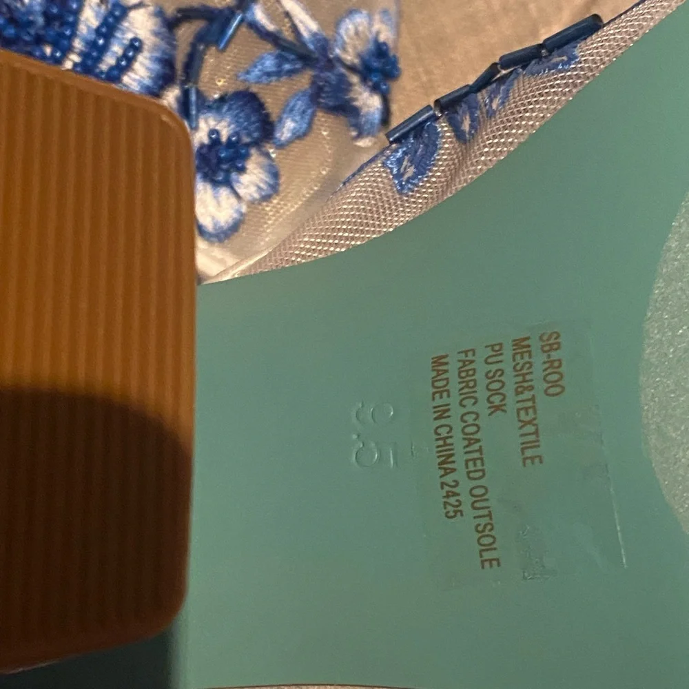 Betsey Johnson Bridal Blue Floral Embellished block heels - Picture 10 of 11